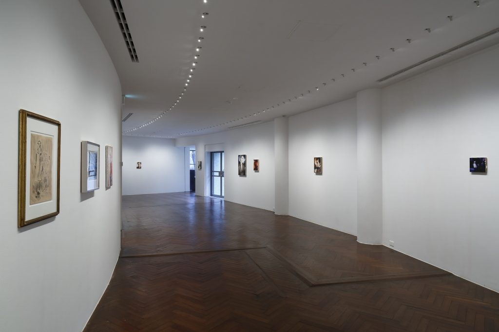 Installation view of the exhibition “Elizabeth Peyton: Still life” at the Hara Museum of Contemporary Art, Tokyo
 